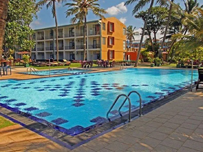Camelot Beach Hotel Negombo