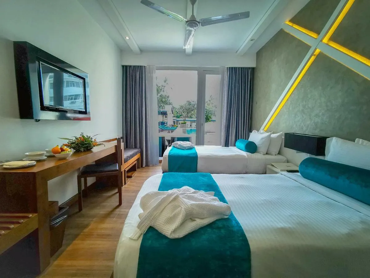 Camelot Beach Hotel Negombo